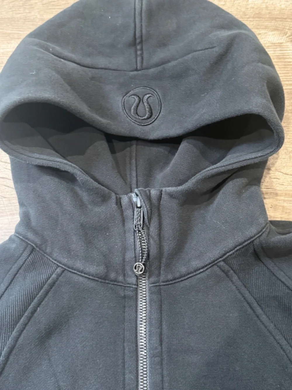 Lululemon athletica black scuba jacket womens size XS.
